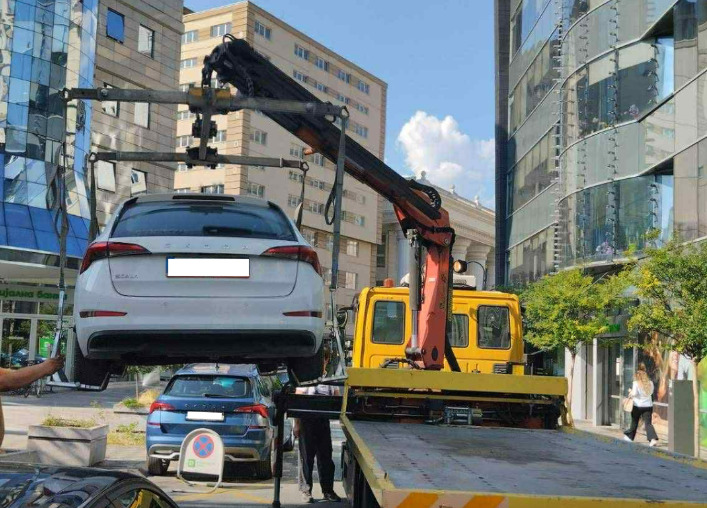 Санкционирани 𝟣𝟢𝟧 непрописно паркирани возила на територија на општина Центар изминатата недела