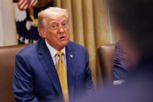 Трамп: Ги изгубивме Индија и Русија поради најмрачната Кина