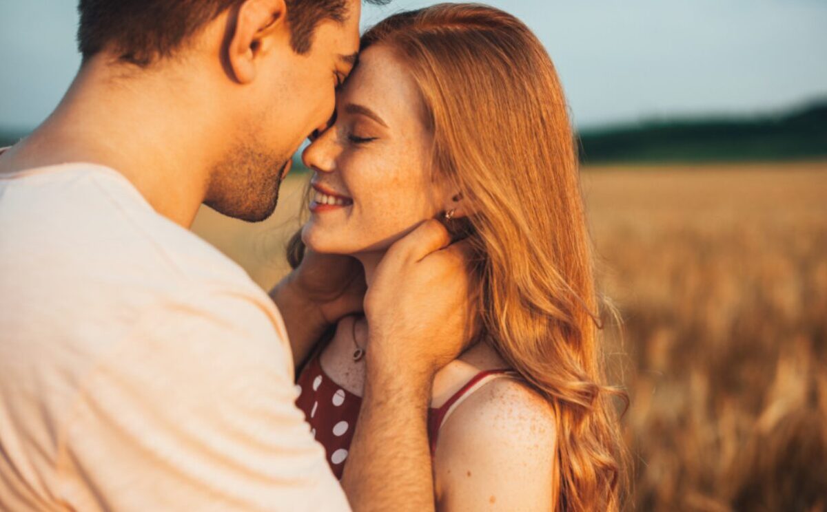 Три хороскопски знаци сакаат до смрт кога ќе се заљубат