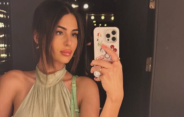 (Фото) Анастасија Ражнатовиќ го покажа својот рамен стомак и беспрекорна фигура