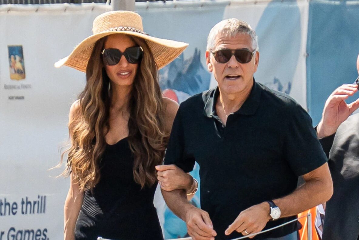 (Фото) И модната класика на неа е спектакл