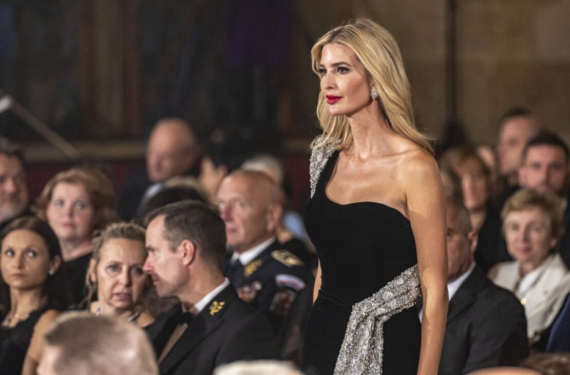 (Фото) Иванка Трамп никогаш не била посекси: ги покажа своите долги нозе