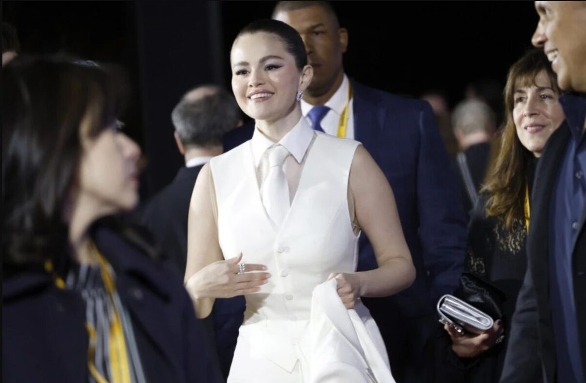 (Фото) Неочекуван „удар“: свадбениот потег на Селена Гомез за кој не престана да се зборува