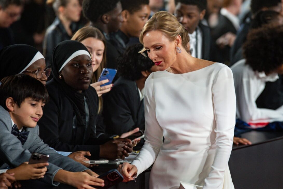 (Фото) Принцезата Шарлин во најубавиот бел фустан