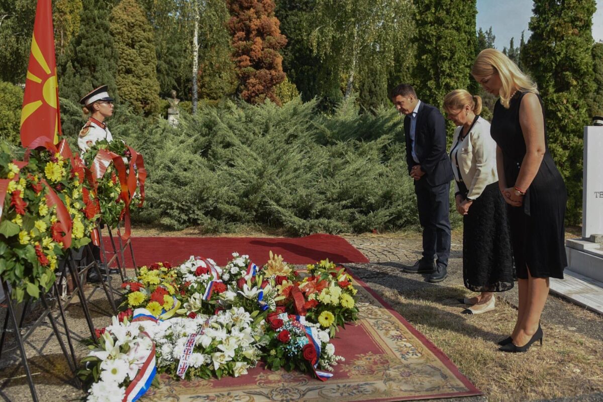 (Фото) Шукова: Независноста е обврска за иднината, потребни ни се функционални институции и храбри реформи