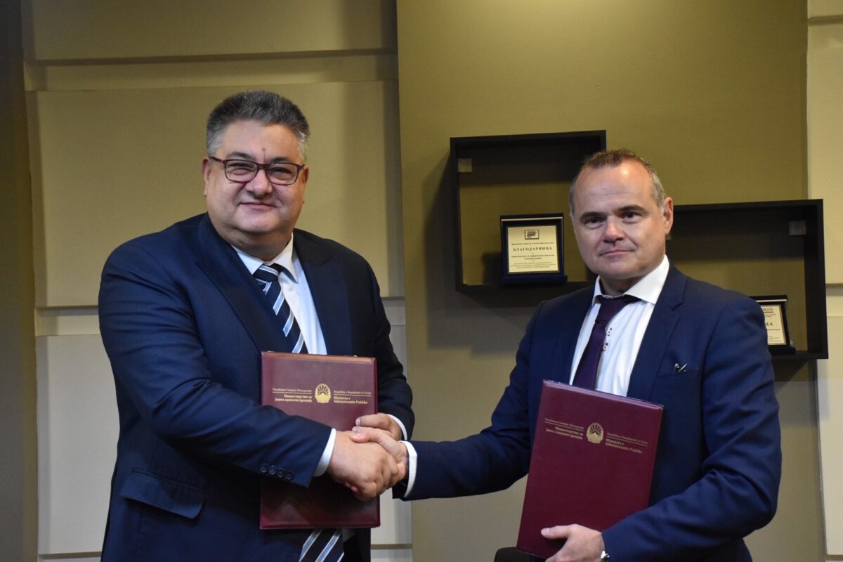 Франција ќе ни помага за отворање академија за обука на администрацијата, Минчев потпиша меморандум за соработка