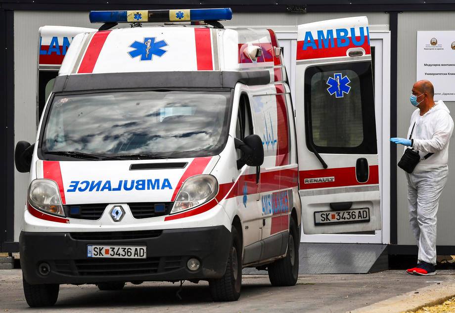 Шест лица завршија во болница по труење со храна на семинар во Куманово, развиле температура до 41 степен, повраќање и дијареа