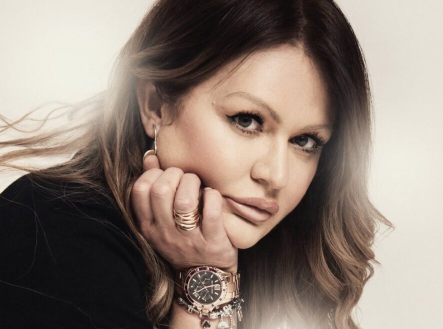 „Мамо те сакам, ова е за тебе“ - Весна Петрушевска и' ја посвети наградата на својата мајка