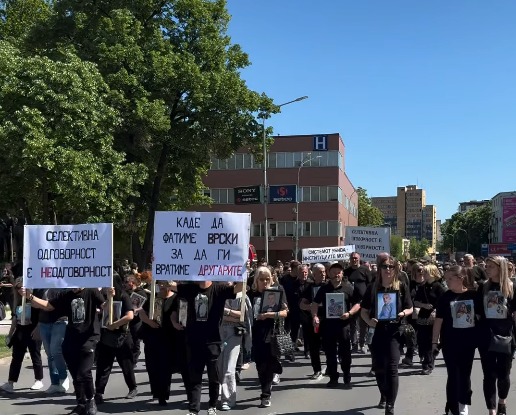 „Марш за Ангелите” во Кочани  и мирен протест во Скопје: шест месеци од трагедијата во дискотеката „Пулс“