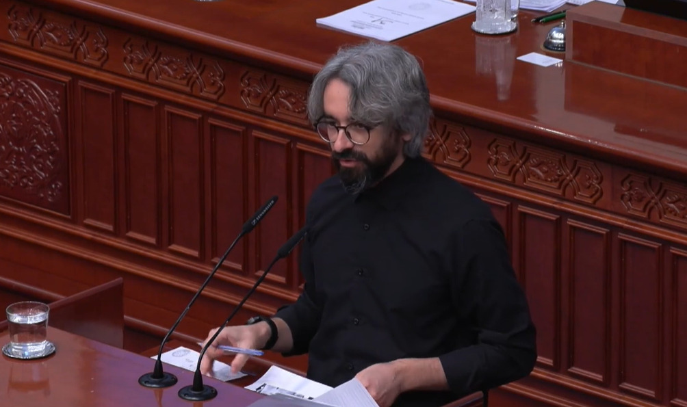 „Над 2 милиони денари од партиската каса на Левица директно во џебовите на Апасиев, Мојсоска, Мециновиќ, Крмов и Исмаил“, велат од ВМРО-ДПМНЕ