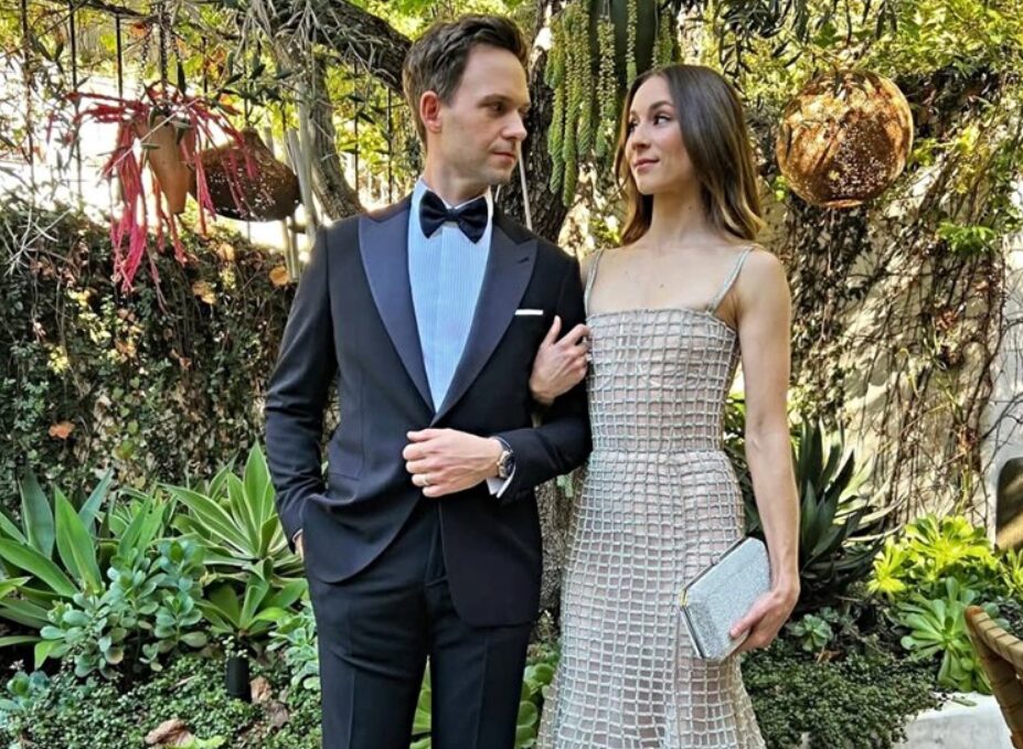 Ѕвездата од популарната серија „Suits“ објави гола фотографија од неговата сопруга: Среќен роденден