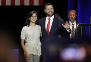 Џ. Д. Венс се надева дека неговата сопруга ќе стане христијанка