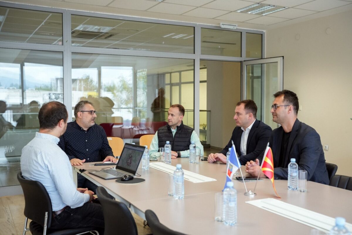 Андоновски: Бесплатни WI-FI зони за граѓаните во повеќе од 60 општини низ Македонија