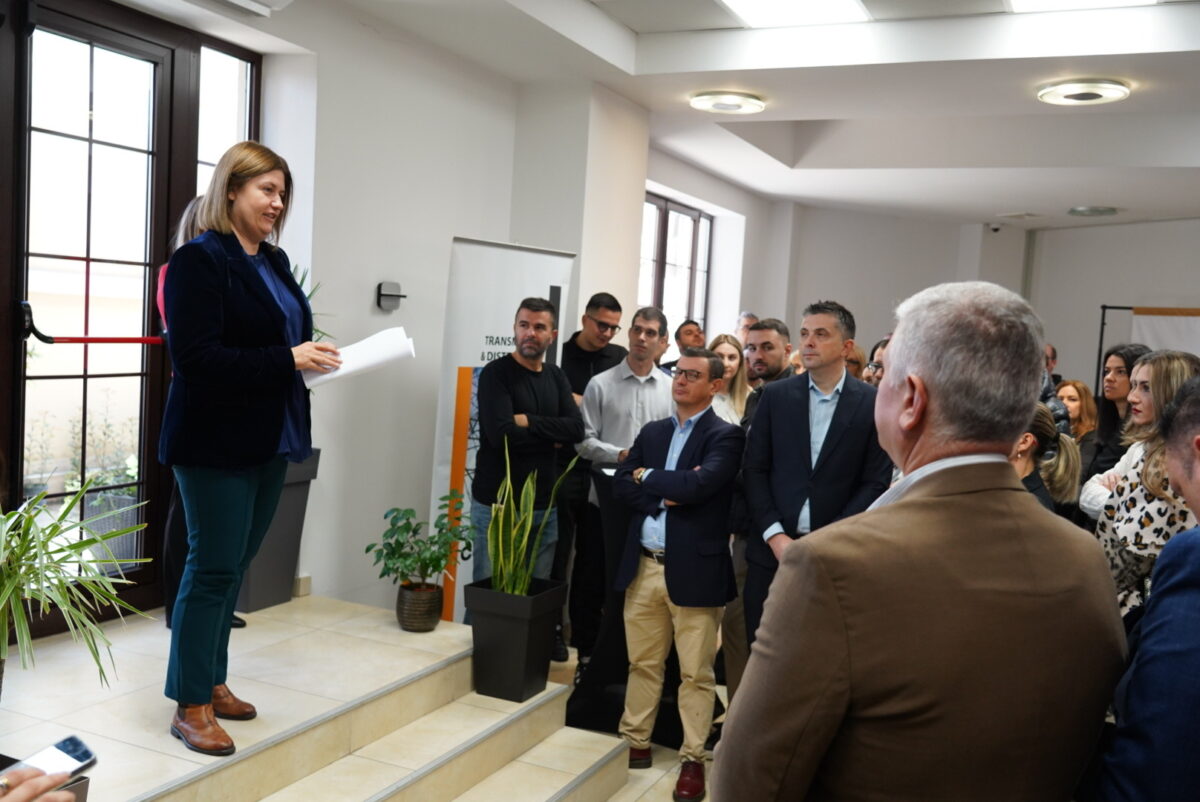 Божиновска: Вложувањето во знаење е најсилната енергетска инвестиција – врачени сертификати на 90 професионалци во Project Management и Energy Trading”