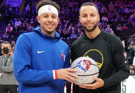 Браќата Кари ќе бидат соиграчи во Голден Стејт Вориорс