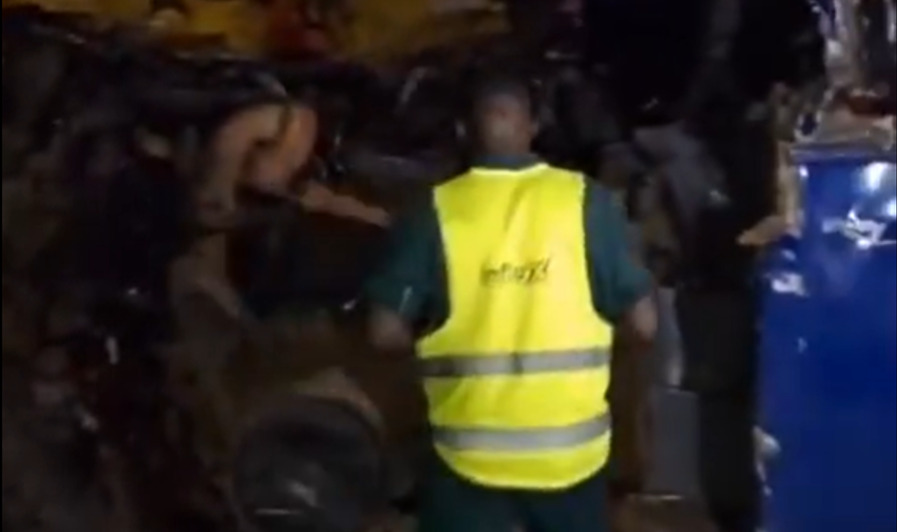 (Видео) Во тешка несреќа со повеќе возила загинаа над 60 лица во Уганда