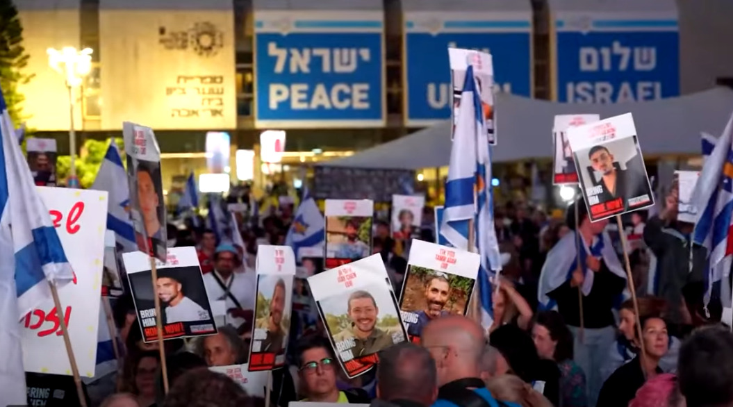 (Видео) Емоции во Тел Авив: Израелците го прославија ослободувањето на заложниците