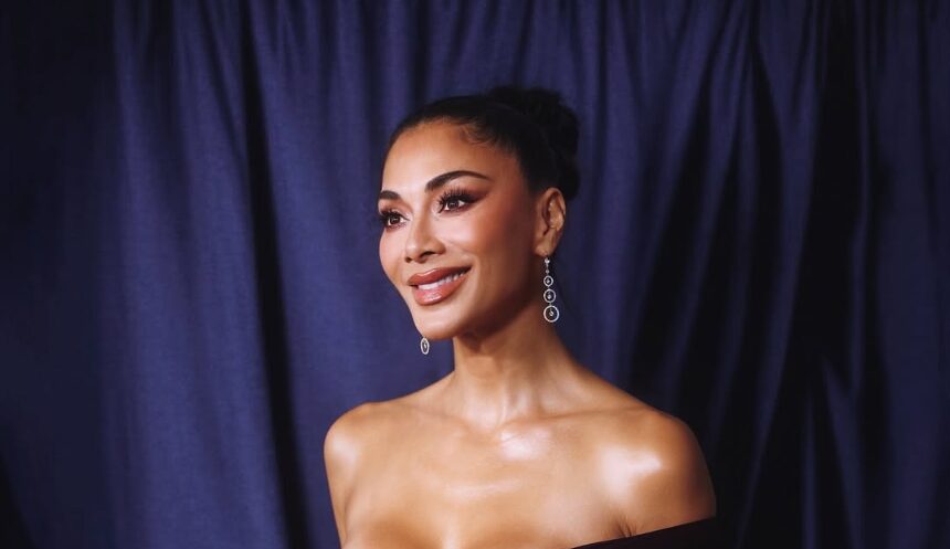 (Видео) Никол Шерцингер во гламурозна креација мами воздишки