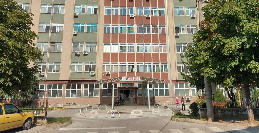 Во тек голема акција: Финансиската полиција ја тресе прилепската болница, има приведени