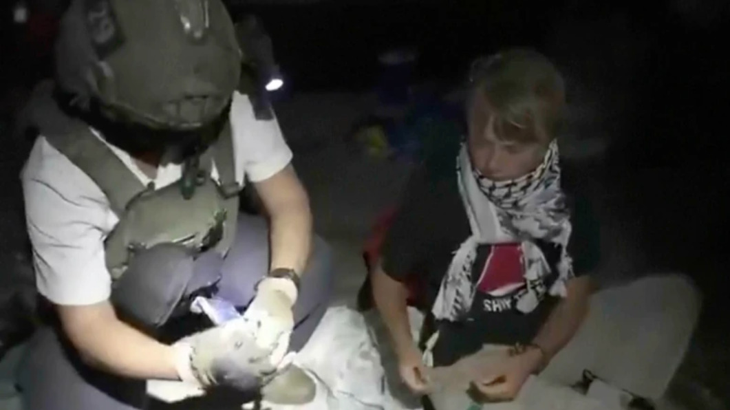 Грета Тунберг изложена на суров третман во израелскиот притвор