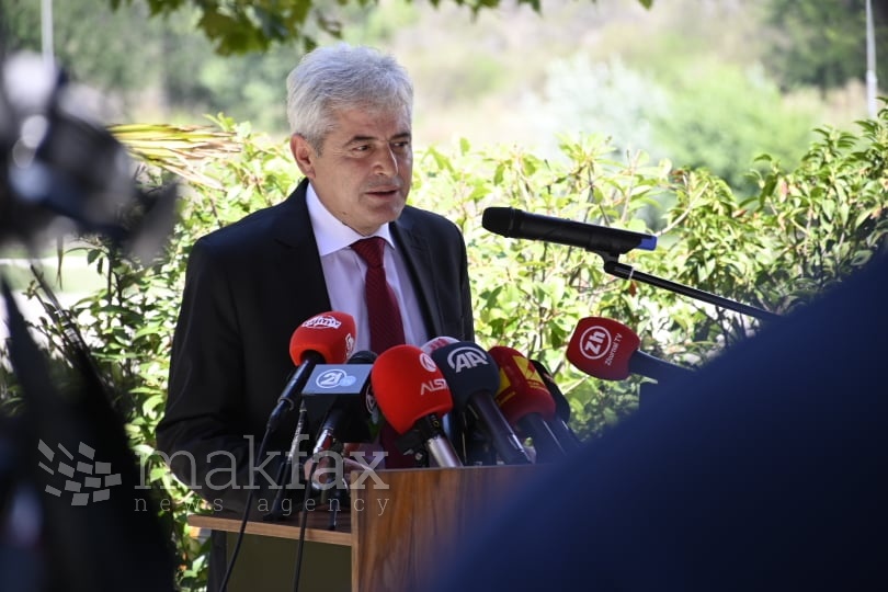 ДУИ: Правдата за албанскиот народ не може да се гради врз политички процеси наметнати од Русија, ниту врз „докази“ фабрикувани од Србија