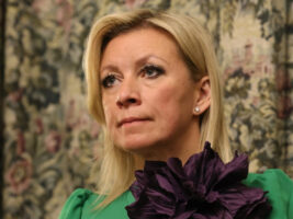 Захарова ја нападна Полска: „Сакаат да ги вовлечат САД во опасен потфат“