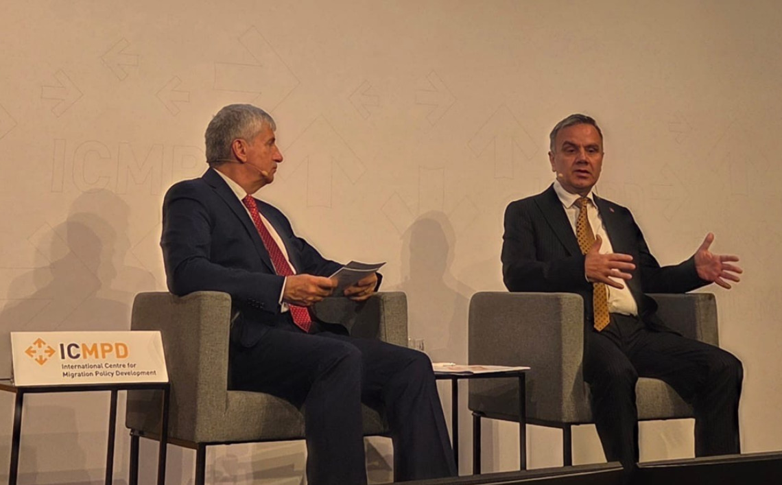 Зоран Димитровски: Не размислуваме, ниту поддржуваме идеи за отворање кампови за враќање одбиени баратели на азил