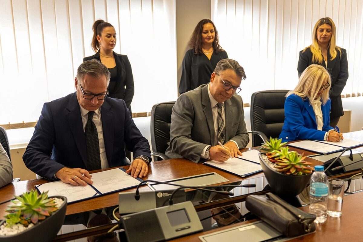 Извршителите ќе имаат увид во пензиите, Правда потпиша меморандум за соработка со Комората на извршители и Фондот за пензиско