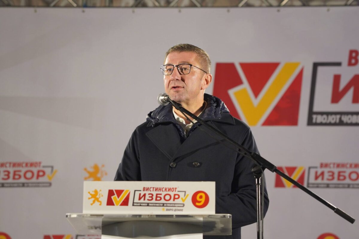 Мицкоски: СДСМ кампањата ја темели на учителот на Венко, Зоран Заев