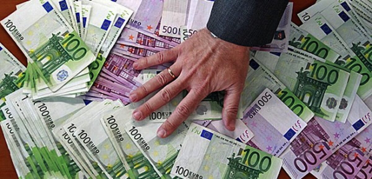 На секои девет дена, ЕУ добива нов милијардер