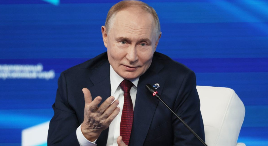 Путин: Тони Блер можеби не е познат како ангел чувар на мирот, но е искусен политичар