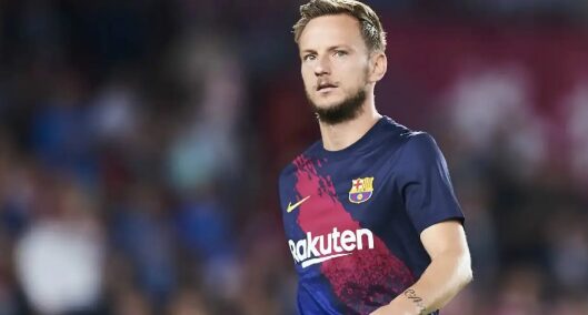 Ракитиќ мораше да бира помеѓу Иниеста, Чави и Модриќ