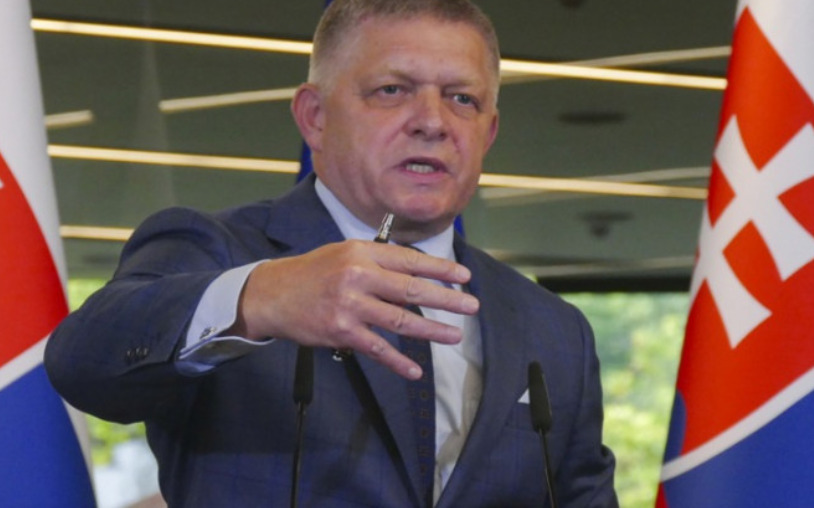 Фицо: Борис Џонсон се бореше за да продолжи војната, зеде милион фунти од производителите на оружје