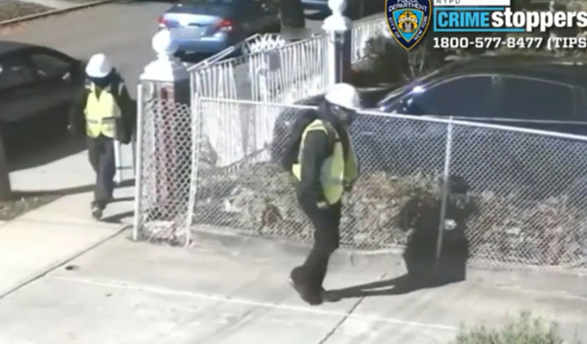(Фото) Филмски грабеж во Њујорк: се маскирале како работници и украле 3 милиони долари
