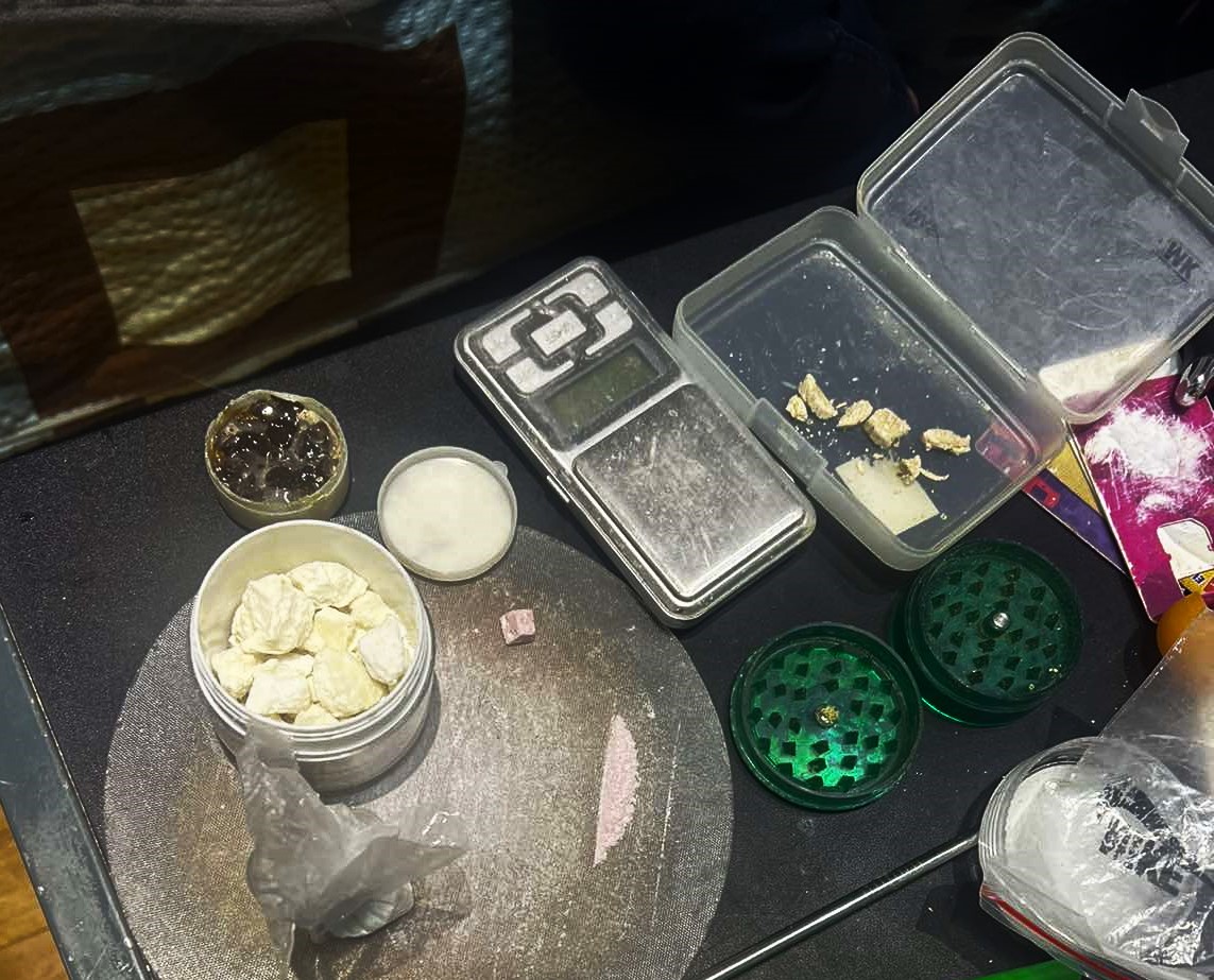 Царински инспектори пронајдоа дрога во стан на студентка, државјанка на Турција