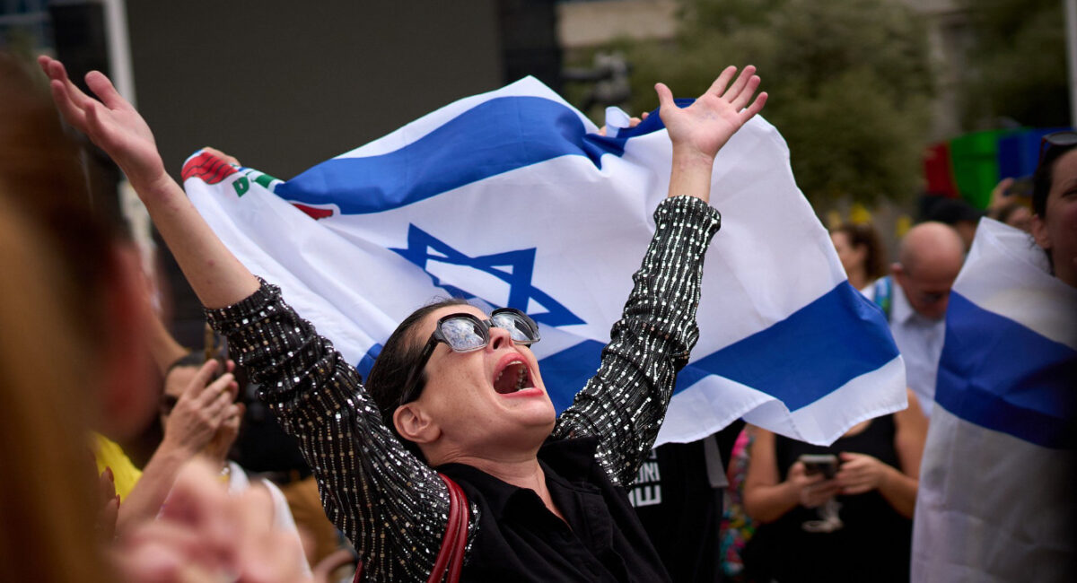 „Магичен ден“, прослава во Тел Авив по објавувањето на договорот