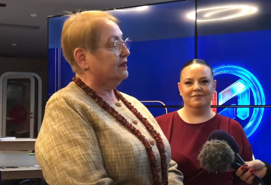 Јаневска ќе ја почитува одлуката на Мицкоски доколку реши да ја смени