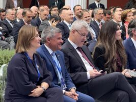 Божиновска меѓу енергетските лидери на P-TEC форумот во Атина: фокус на новата трансатлантска соработка