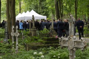 Вазна на гробишта требала да послужи за атентат врз висок руски функционер – безбедносните служби го спречиле планот