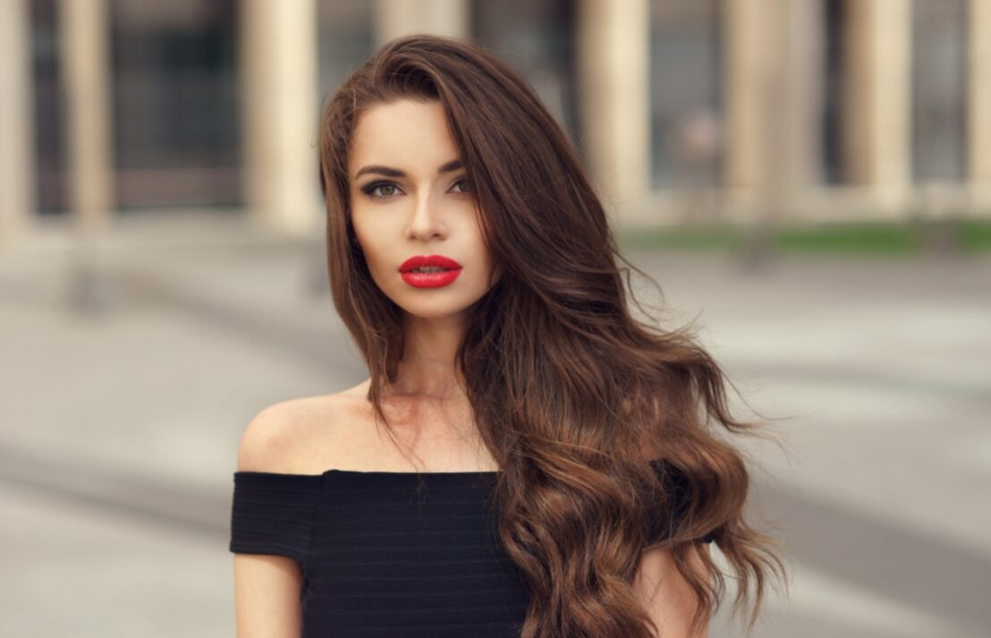 (Видео) Вирален трик за „лажната“ фен фризура што секоја жена ја обожава