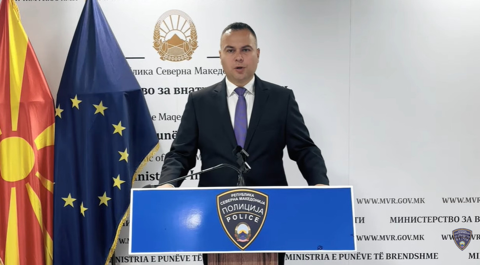 (Видео) МВР: Десет пријави за прекршување на изборниот молк, едно лице приведено во Шуто Оризари