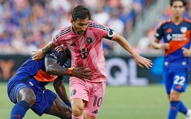 (Видео) Меси со гол и хет-трик асистенции го однесе Интер во финалето на Истокот