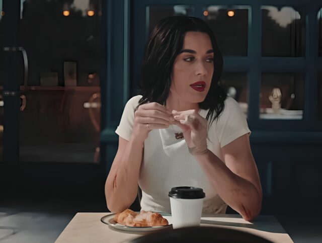 (Видео) Пее за раскинувањето со Блум?; Кети Пери објави нова песна