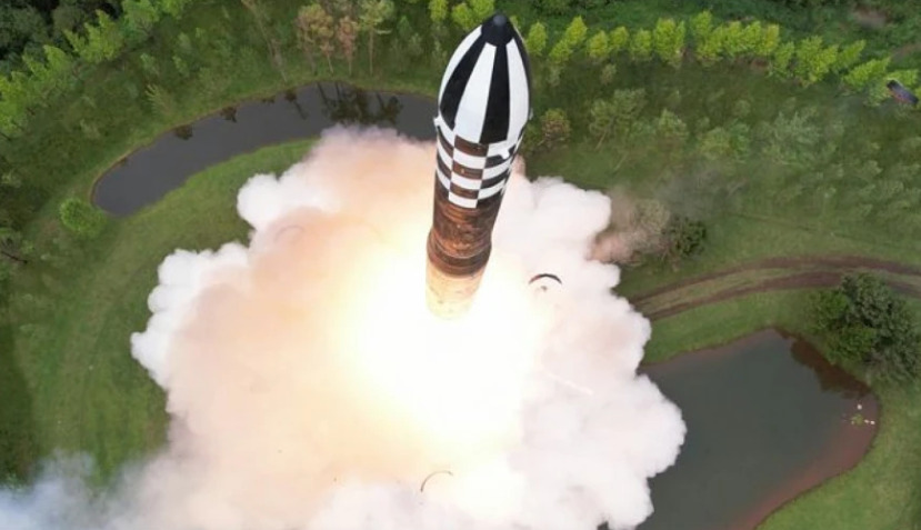 (Видео) Предупредување за Москва и Пекинг?; Интерконтиненталната балистичка ракета „Minuteman III“ полета од Калифорнија