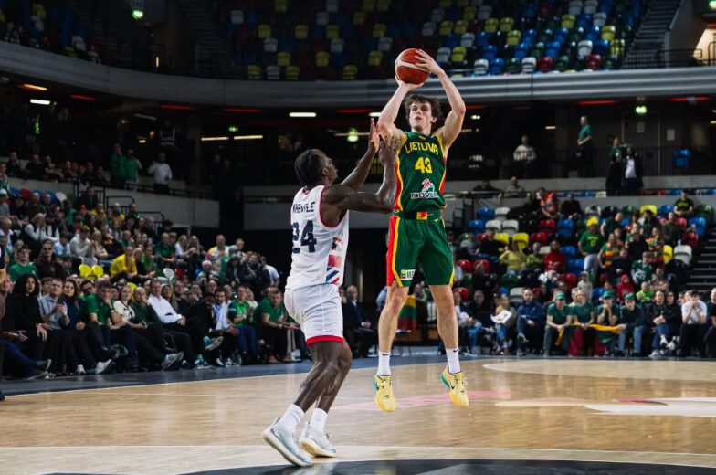 (Видео) Чудесна победа на Литванија во Лондон – Саргиунас со девет поени за 10 секунди