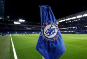 Вработена го оштетила Челзи за 230.000 евра