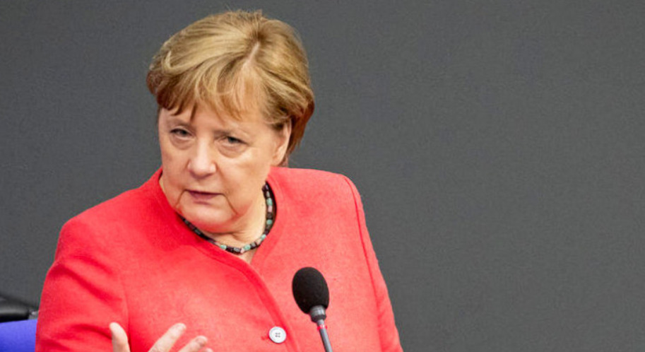 Габриел: Да беше Меркел канцеларка, немаше да има војна во Украина