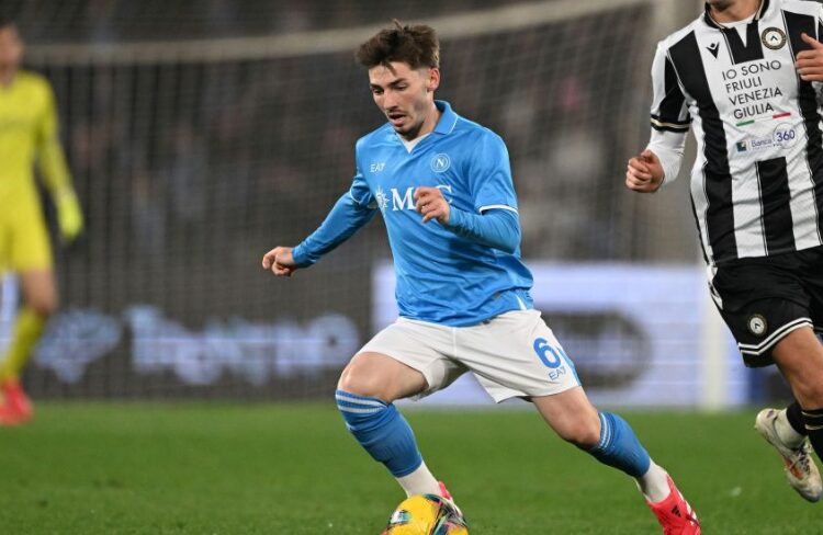 Гилмор се повреди, никој во Наполи не знае колку ќе паузира