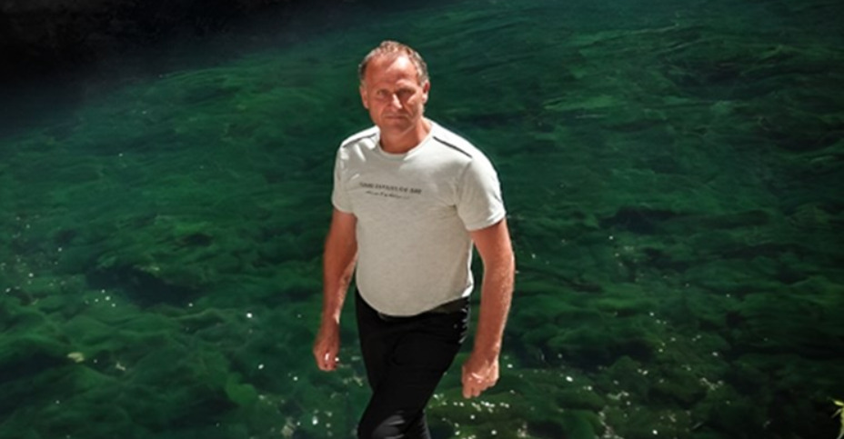 Домар во Босна уби директор, секретарка и наставничка во средно училиште: осуден на 42 години затвор