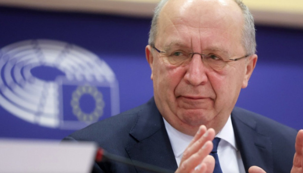 Европскиот комесар признава: Нема единство во одбраната на ЕУ